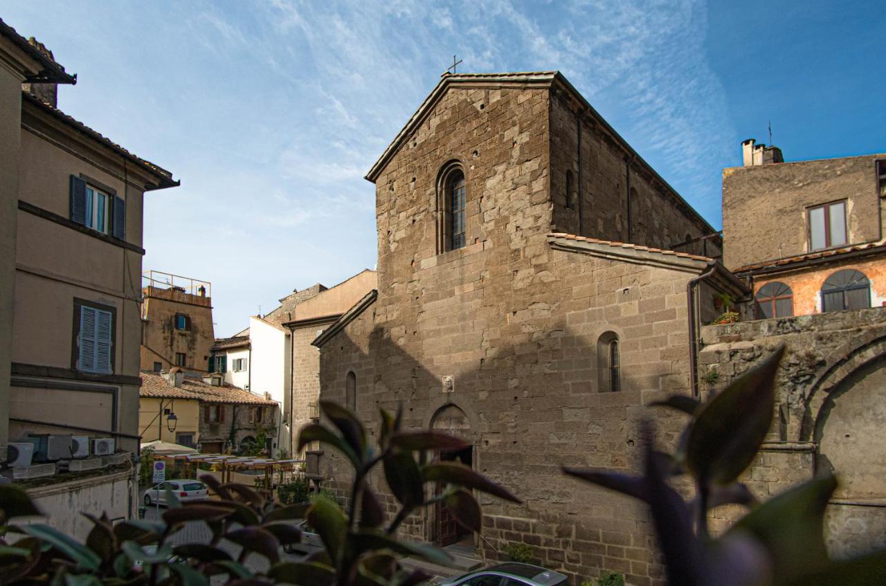 Appartamento Piazza Santa Maria Nuova Viterbo Exterior photo